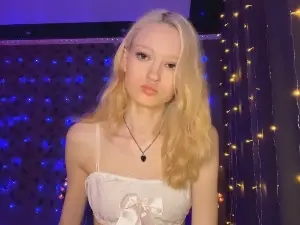 Cam4 Live Sex of DeliaMarcin