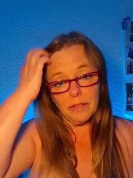 Cam4 Live Porn of m_o_na_x