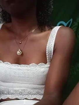 Cam4 Free Porn Cam of alexiah3