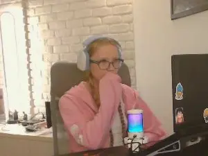 Cam4 Sex Cam of OzieMasar