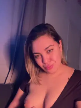 Cam4 Free Porn Cam of Sirena65