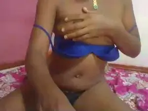 Cam4 Live Sex of hornessa1