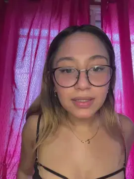 Cam4 Watch Live Sex Cams of babychiara