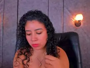 Cam4 Watch Live Sex Cams of thara24