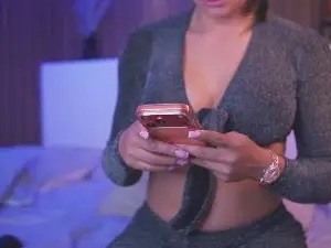 Cam4 Live Sex Cam of Gemma_Romano