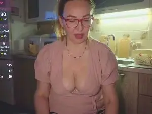 Cam4 Adult Webcam of LybovNTV