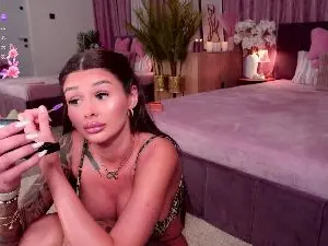 Cam4 Free Porn Cam of Emily_Hudsson