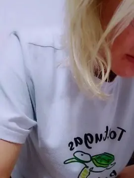 Cam4 Free Porn Cam of Youlittlestar28