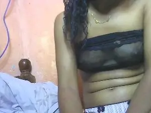 Cam4 Live Porn of Quobi