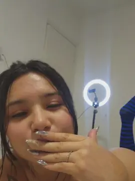Cam4 Nude Webcam of onemy