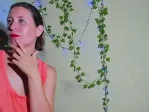 Cam4 Watch Live Sex Cams of Little_Eva