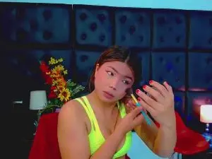 Cam4 Live Sex of Isalombardi