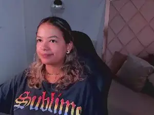 Cam4 Private Sex Chat of dulcelyra
