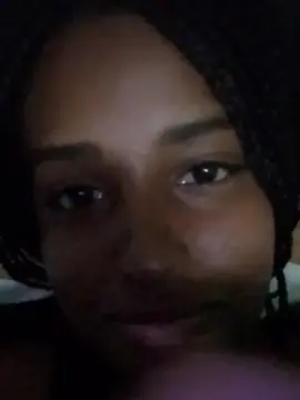 Cam4 Live Sex of emily_cooper65