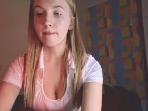 Cam4 Live Porn of MardellMathis