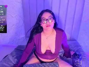 Cam4 Free Live Porn of Lya_dubois