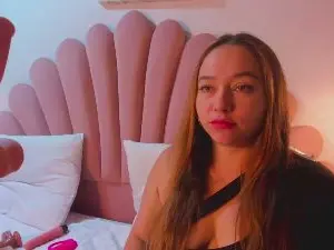 Cam4 Watch Live Sex Cams of SabrinaVantres