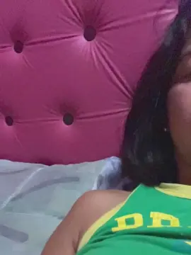 Cam4 Live Porn of aguztima