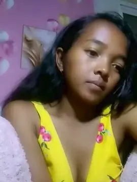 Cam4 Nude Webcam of Elisah7