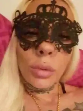 Cam4 Private Sex Chat of Mercedes
