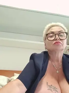 Cam4 Adult Webcams of LindaL69