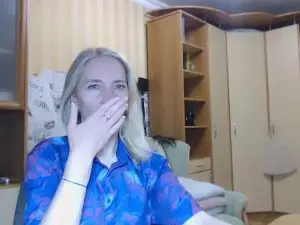 Cam4 Watch Live Sex Cams of Oly_nice