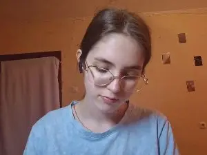 Cam4 Adult Webcam of RoxanaKneisler