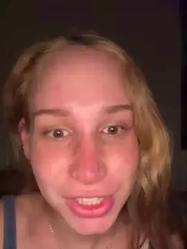 Cam4 Live Sex Cam of helenawrld