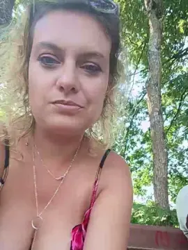 Cam4 Private Sex Chat of Sexylovexx44