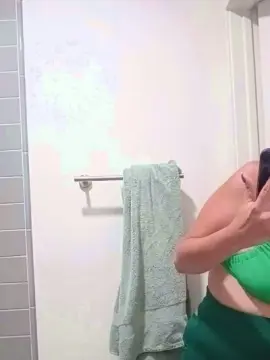 Cam4 Live Sex of MamaB88