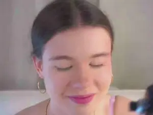 Cam4 Free Porn Cam of LynneForster