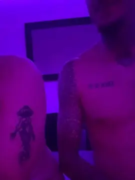 Cam4 Sex Cam of OneCouple4You
