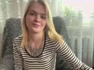 Cam4 Watch Live Sex Cams of MadlynOkamoto