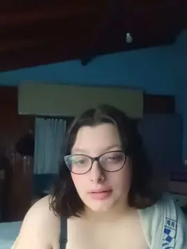 Cam4 Free Live Porn of Yuxxxa