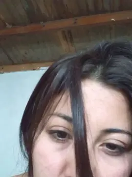 Cam4 Sex Cam of EMMACURVYHOT