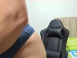 Cam4 Sex Cam of ChloeMiller69