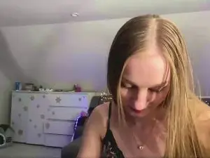 Cam4 Watch Live Sex Cams of AshleaGiardini