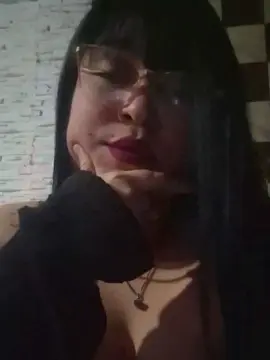 Cam4 Sex Chat of yamila36