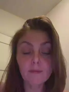 Cam4 Watch Live Sex Cams of Bikerbarbie