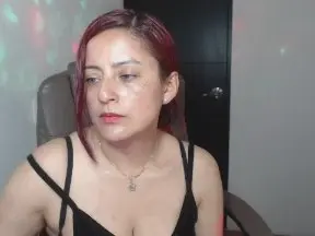 Cam4 Sex Chat of layla_cristell