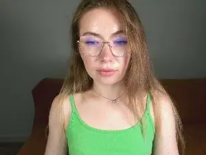 Cam4 Sex Chat of miax_desire