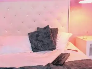 Cam4 Free Live Porn of BrattHarrison