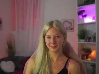 Camsoda Sex Cam of emilyswann