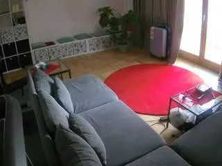 Camsoda Adult Webcam of voyeurcam-julmodels-living-4