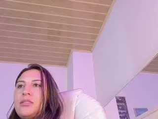 Camsoda Best Webcam of miia-thompson-1