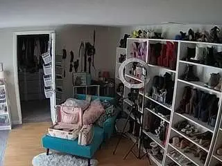 Camsoda Private Sex Chat of voyeurcam-missoliviablack-03