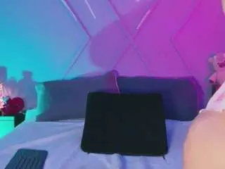 Camsoda Free Live Porn of emmajohnss
