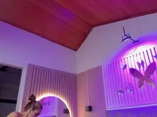 Camsoda Adult Webcams of beauty-milf