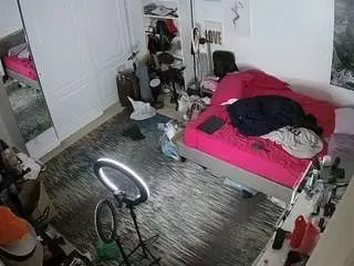 Camsoda Adult Webcam of voyeurcam-hornyhostel-02