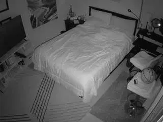 Camsoda Nude Webcam of voyeurcam-hornyhostel-01